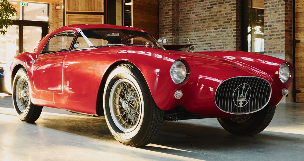 Maserati - italiensk passion og fuldblod!
(Foto: sommersautomobilemuseum.dk)